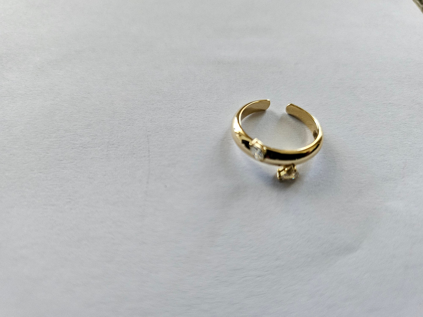 Mini Moon Shadow Earcuff