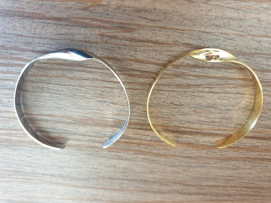 Zoe Slim Bangle