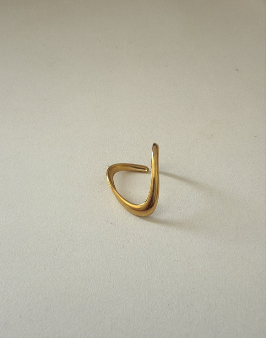 V Ring