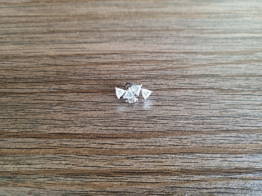 Diamond Pyramid Earcuff